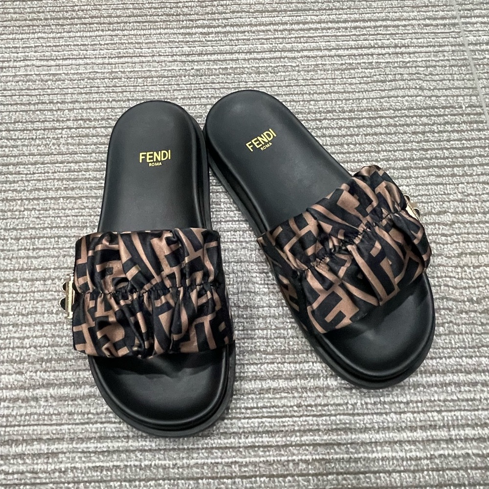 Fendi Women's Brown Slippers